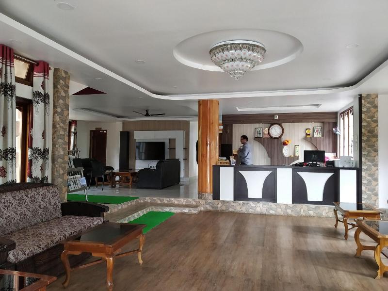 Ziro Palace Inn