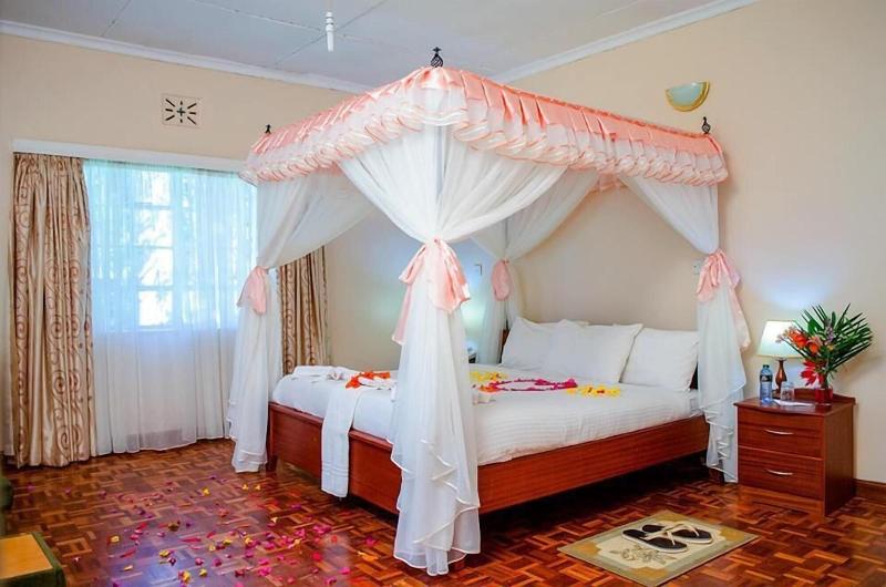 Kenmosa Resort image