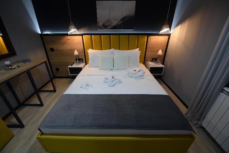Dream House Hotel image