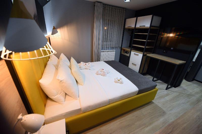 Dream House Hotel image