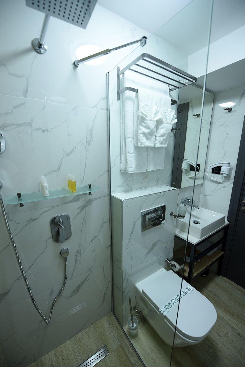 Dream House Hotel image