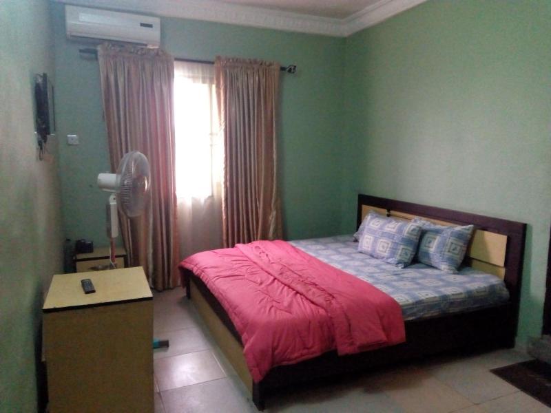 Prowess Hotel and Suites image
