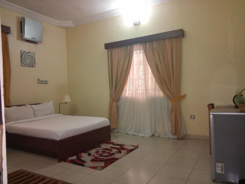 Zeina Suites Abuja image