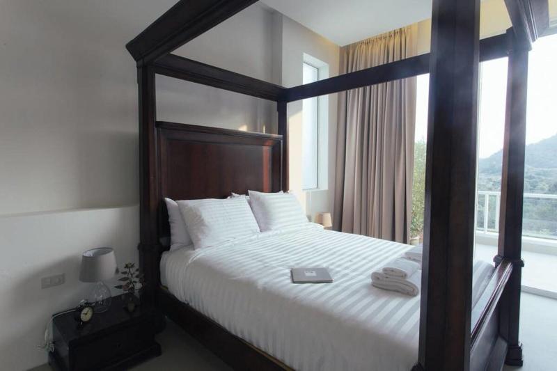 The Peak Residence image
