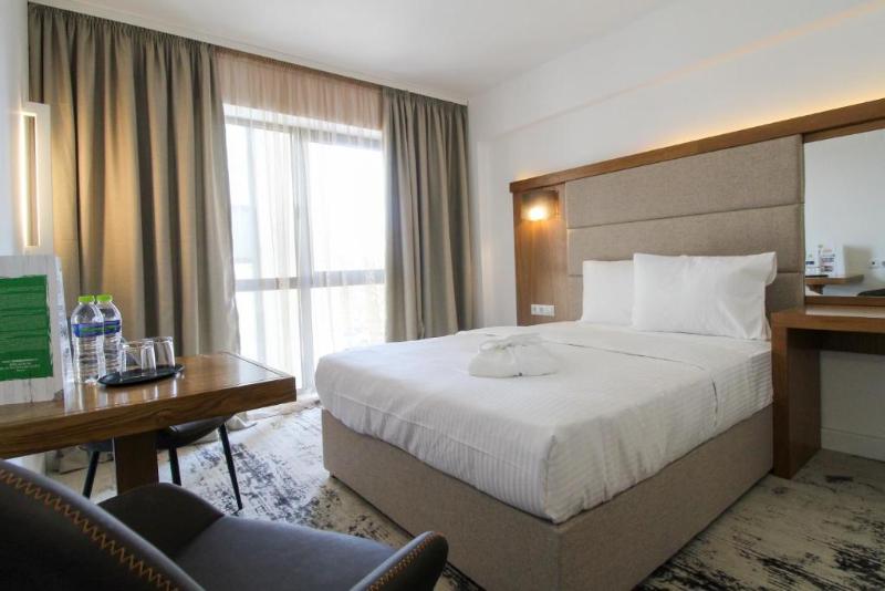 Hotel Avenue Buzau image