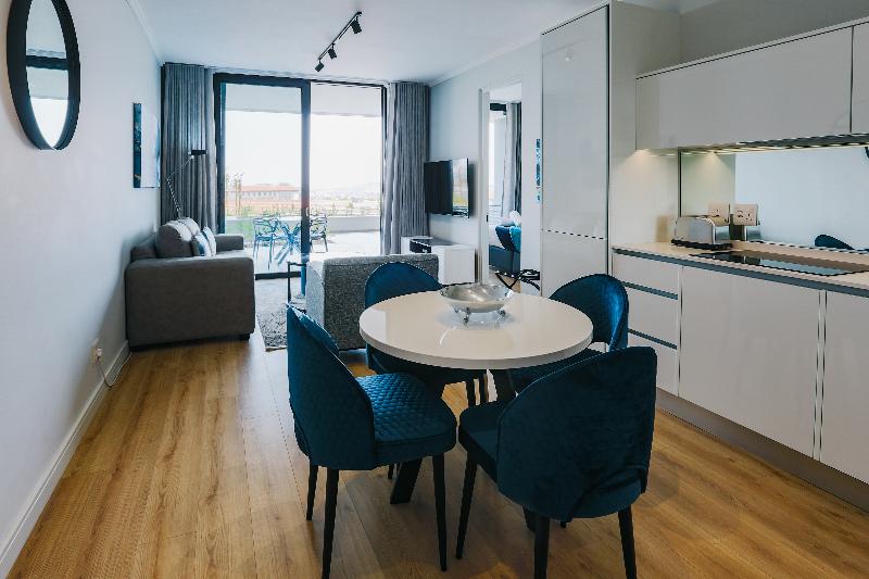 Ellipse Executive Apartments image