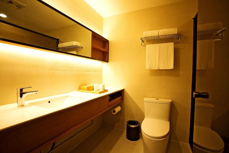 Ji Hotel (Haining Haichang South Road Leather City image