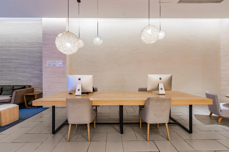 Ji Hotel (Haining Haichang South Road Leather City image