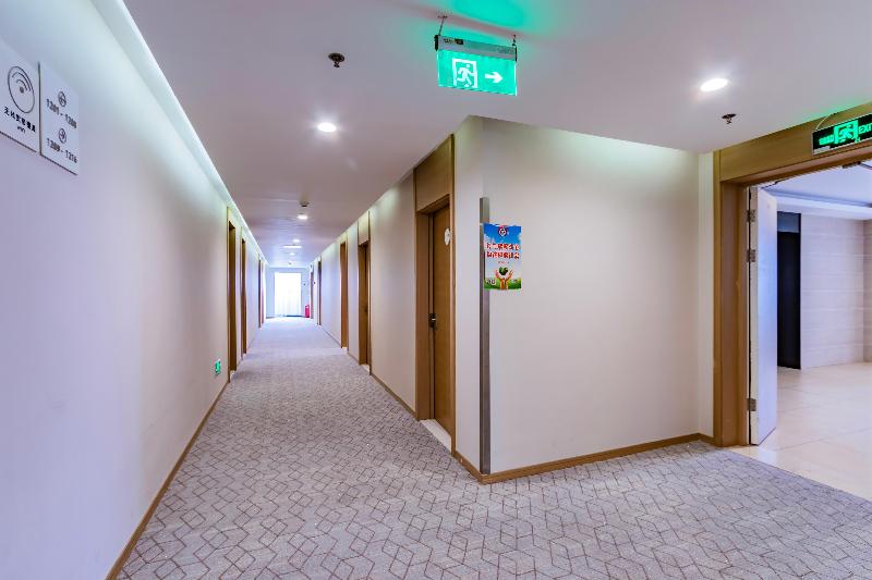 Ji Hotel (Haining Haichang South Road Leather City image