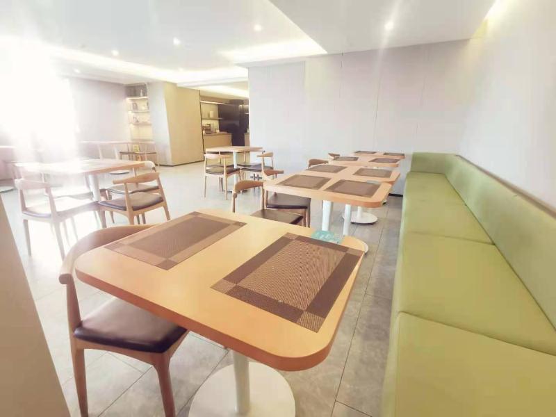 Ji Hotel (Haining Haichang South Road Leather City image