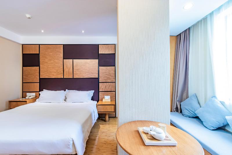 Ji Hotel (Haining Haichang South Road Leather City image