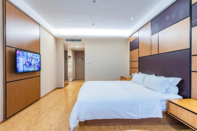 Ji Hotel (Haining Haichang South Road Leather City image