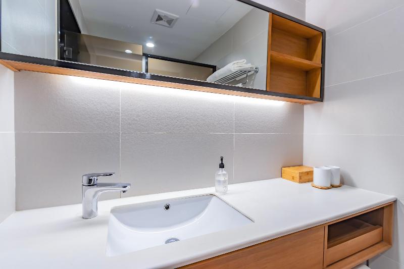 Ji Hotel (Haining Haichang South Road Leather City image