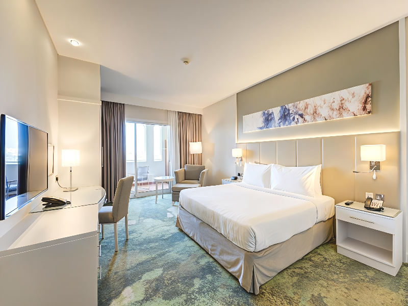 Millennium Lakeview Hotel image
