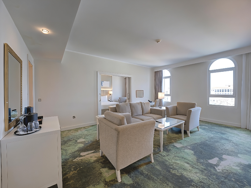 Millennium Lakeview Hotel image