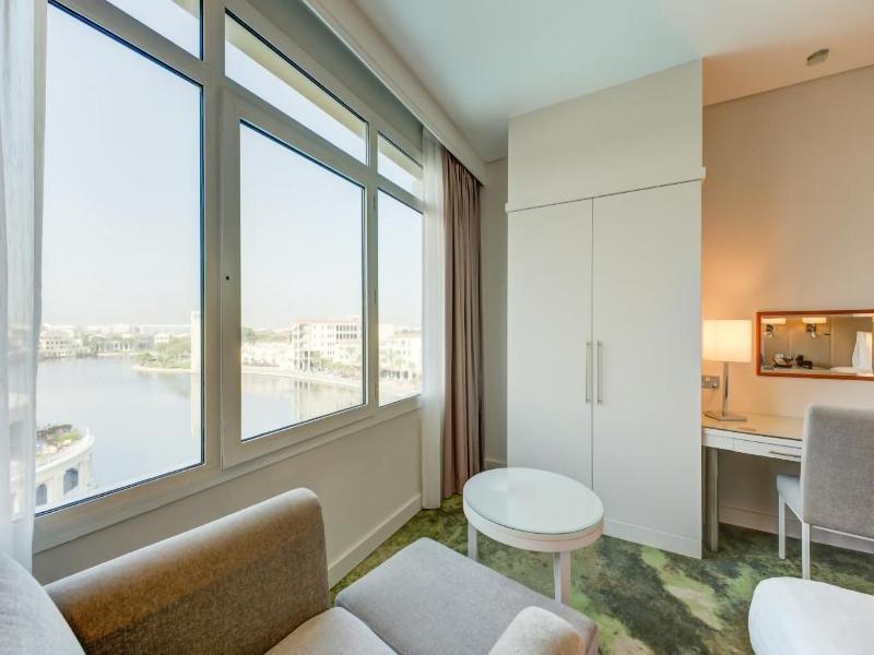 Millennium Lakeview Hotel image