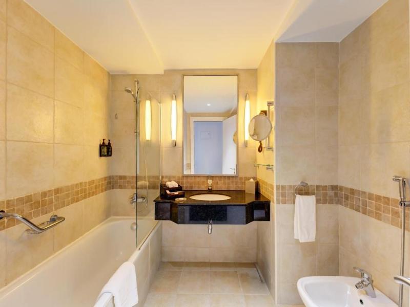 Millennium Lakeview Hotel image