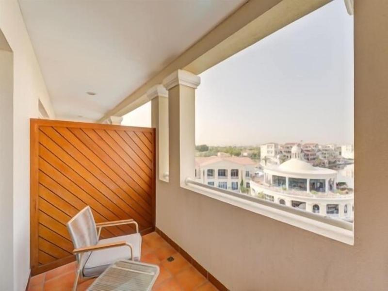 Millennium Lakeview Hotel image