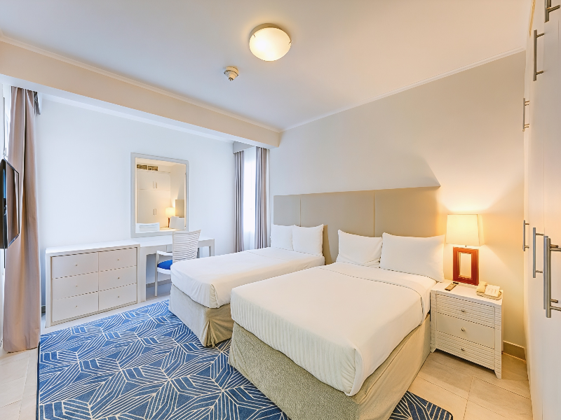 Millennium Lakeview Hotel image