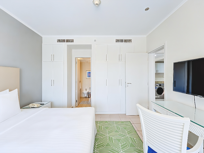 Millennium Lakeview Hotel image