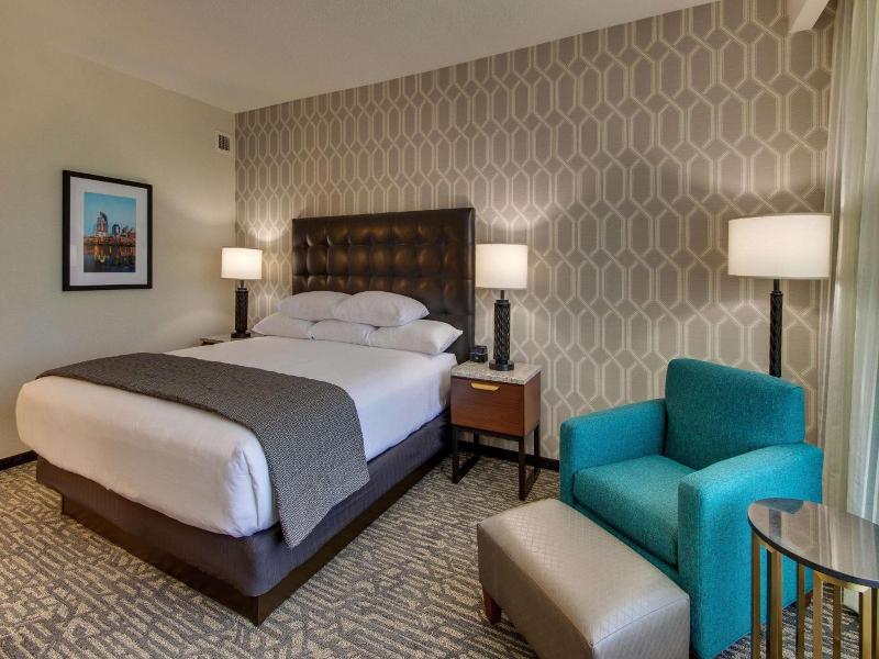 Drury Plaza Hotel Nashville Downtown image