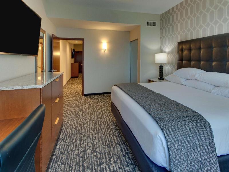 Drury Plaza Hotel Nashville Downtown image