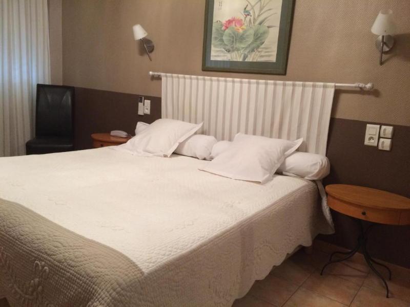 Logis Hotel de la Paix image