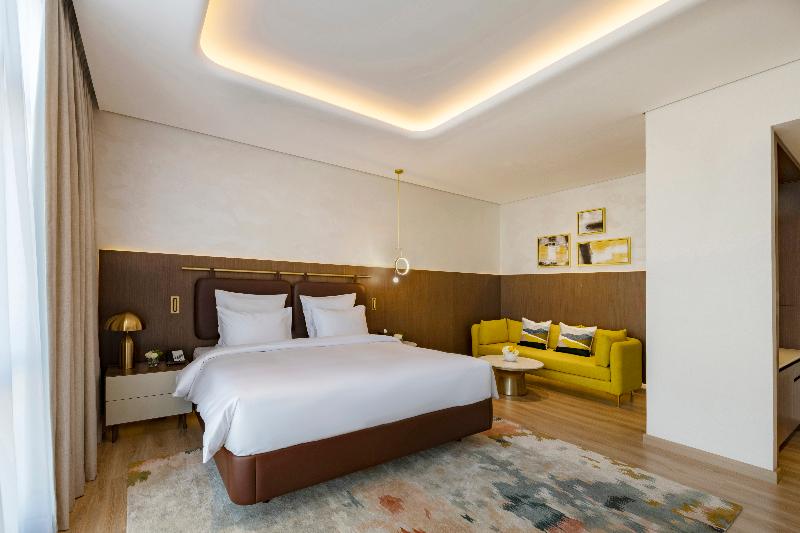 Movenpick Jumeirah Village Triangle 5