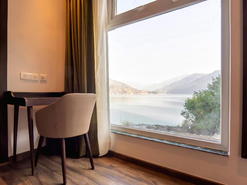 Hotel LE ROI Lake View, Koti — general view
