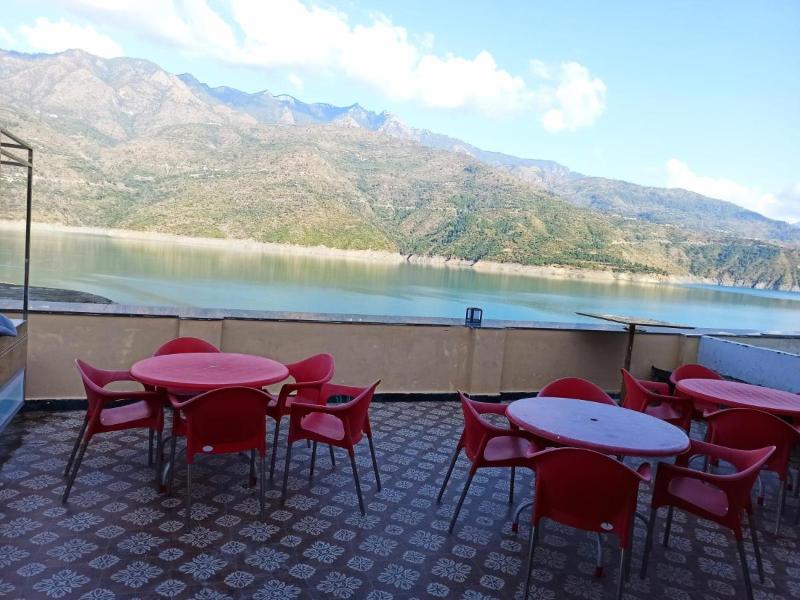Hotel LE ROI Lake View, Koti image