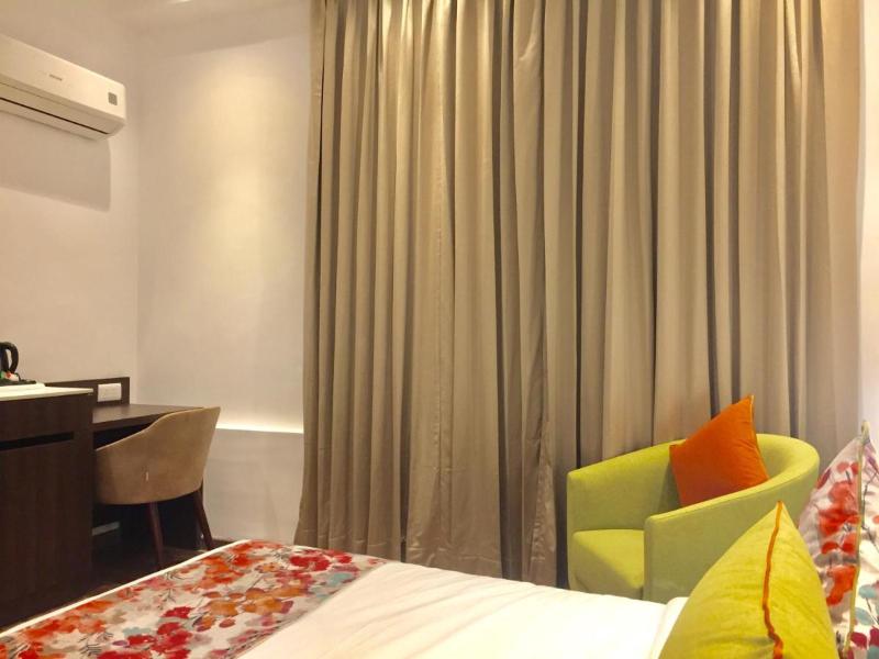Hotel LE ROI Lake View, Koti image