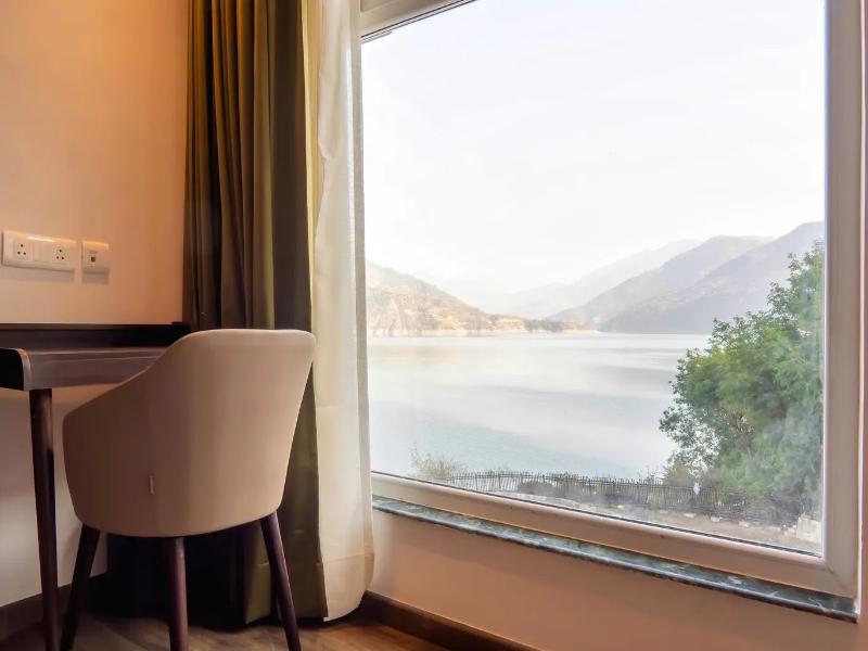 Hotel LE ROI Lake View, Koti image