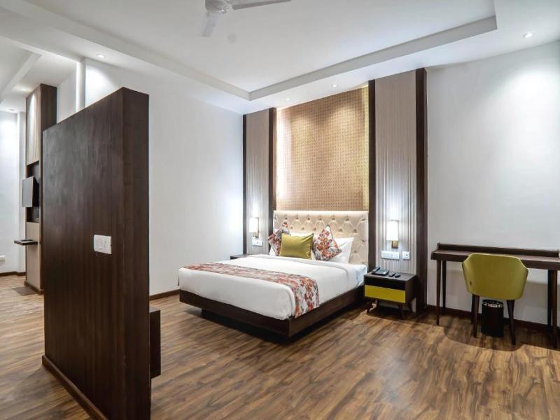 Hotel LE ROI Lake View, Koti image