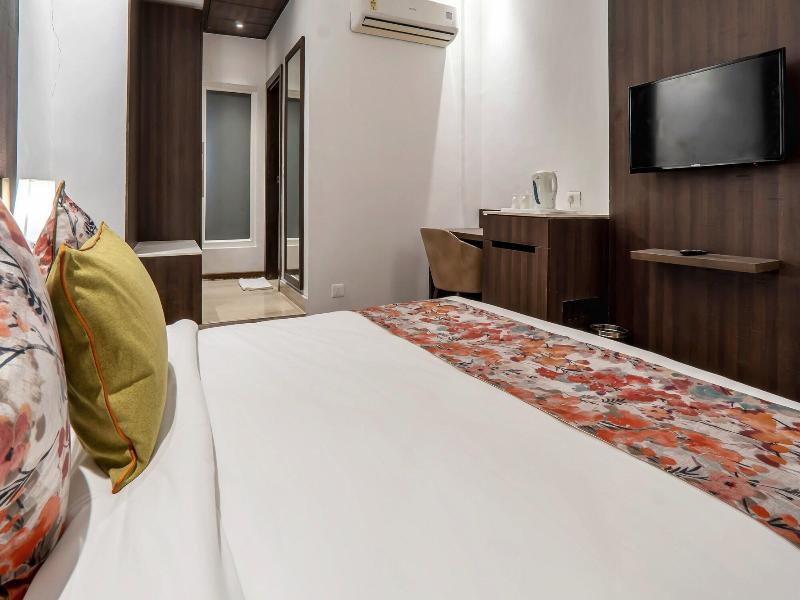 Hotel LE ROI Lake View, Koti image