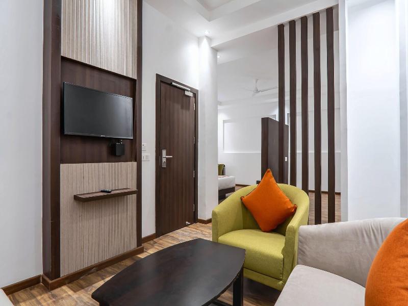 Hotel LE ROI Lake View, Koti image