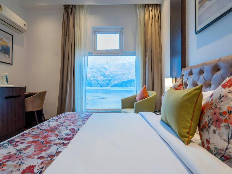 Hotel LE ROI Lake View, Koti image