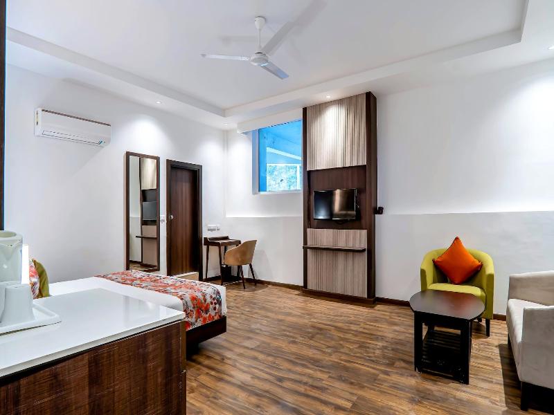 Hotel LE ROI Lake View, Koti image