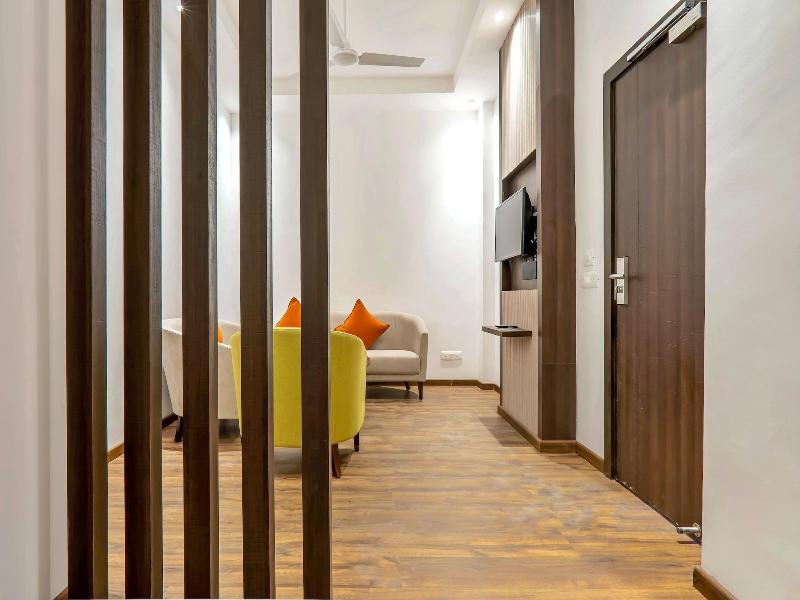 Hotel LE ROI Lake View, Koti image