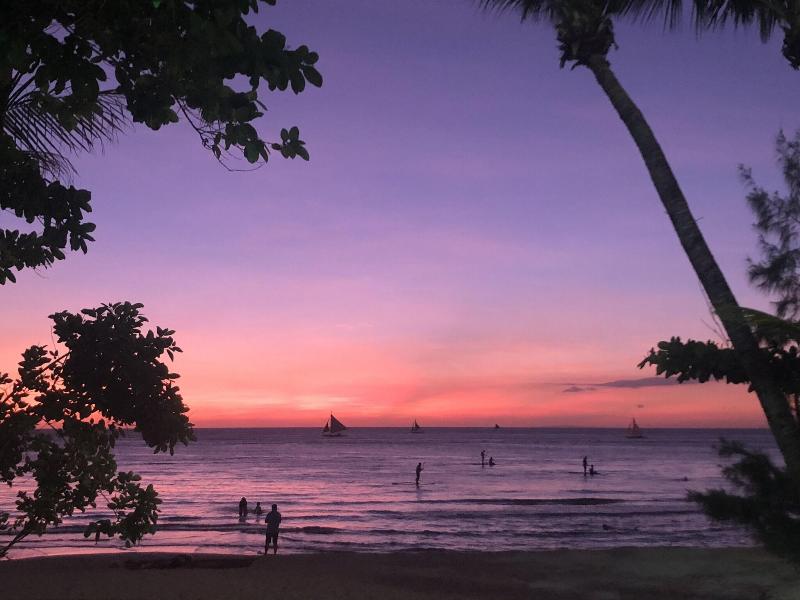 White Shamrock Beach Hotel image
