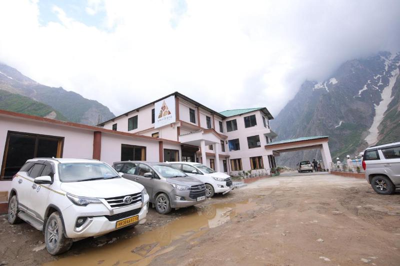 Amritara The Avadh, Badrinath image