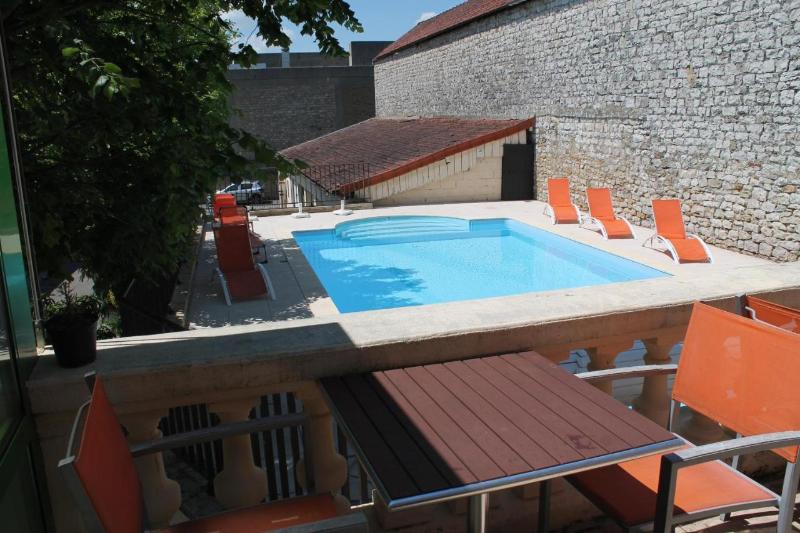 Logis Hotel Vuillot image