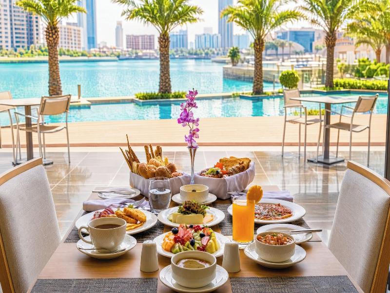 Aqua Vista Bahrain Hotel image