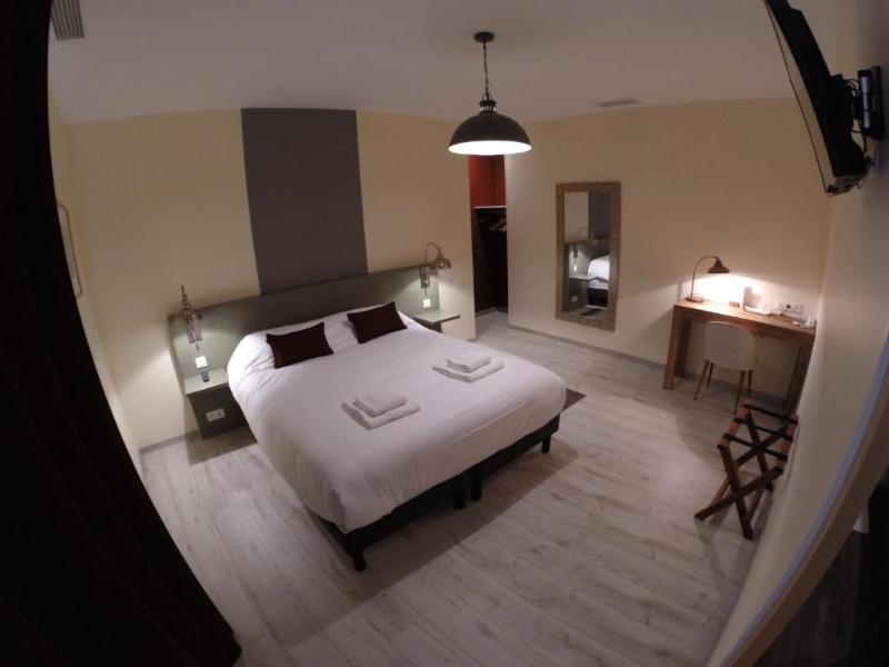 Logis Hotel le Cadet de Gascogne image