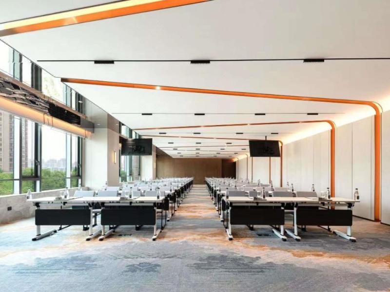 Novotel Shanghai Caohejing image