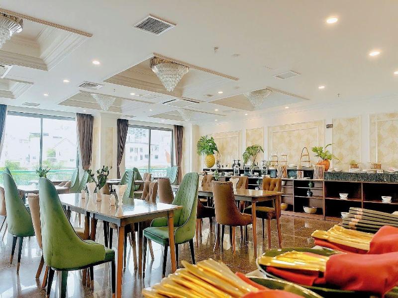 Century Hotel Danang image