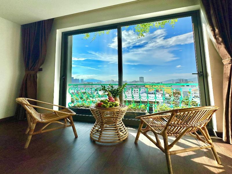 Century Hotel Danang image