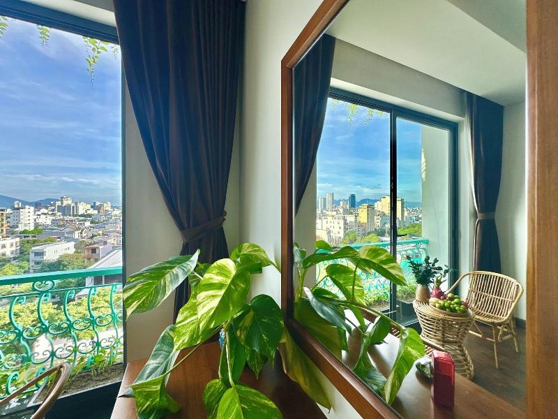 Century Hotel Danang image