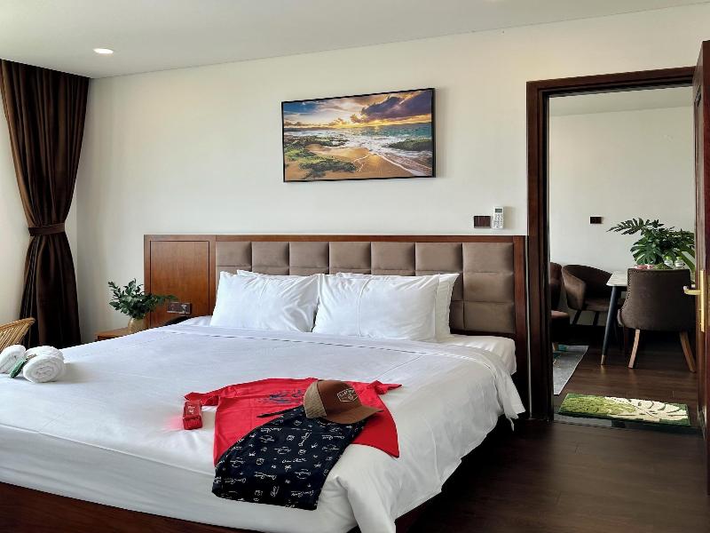Century Hotel Danang image