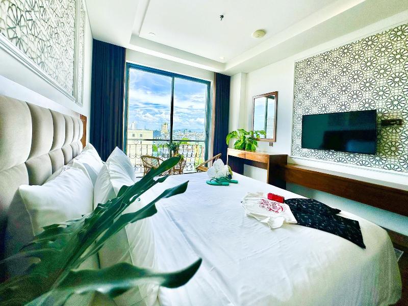Century Hotel Danang image