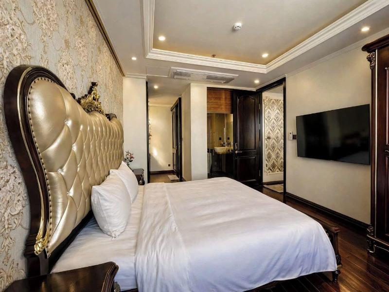 Century Hotel Danang image